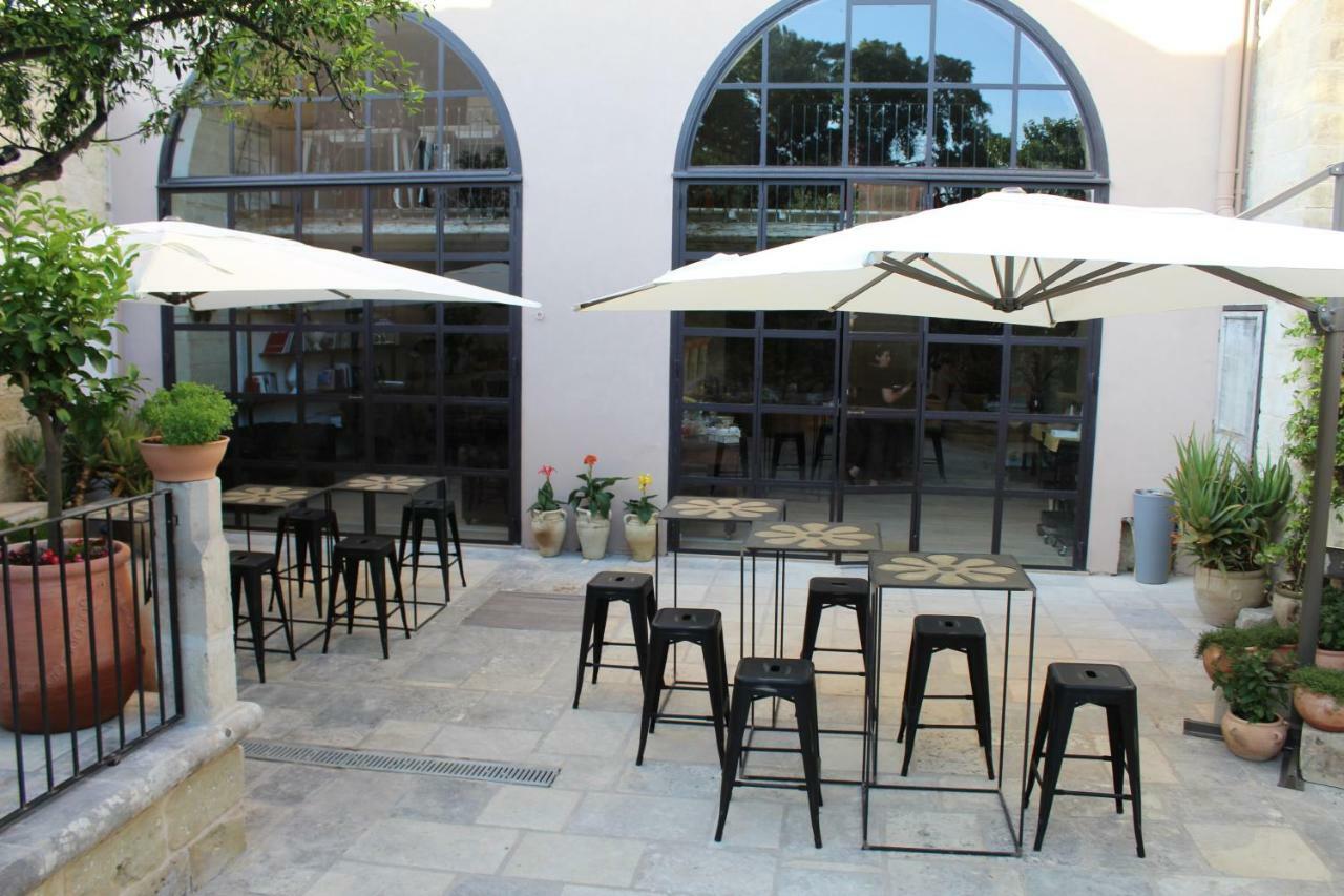 Palazzo Mandurino Luxury Relais Bed & Breakfast Zollino Exterior photo